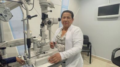Especialista advierte sobre el impacto del uso excesivo de pantallas en la salud visual