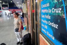 Sin el servicio de TransMonagas: Viajeros enfrentan altos costos y largas esperas para ir a ríos y playas