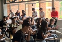 Más de 7 mil estudiantes de la UDO enfrentan déficit y deterioro de pupitres