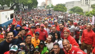 PSUV se moviliza en Caracas por los 14 años del triunfo de Chávez