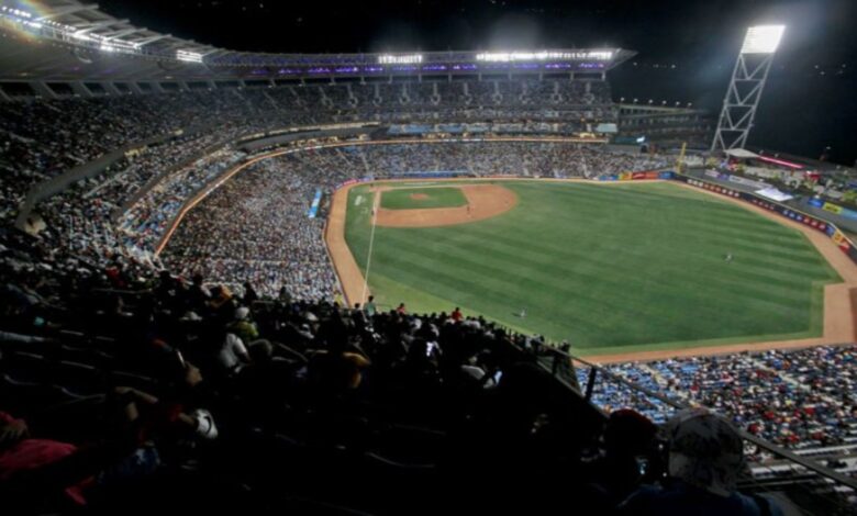 Fiebre del Caracas-Magallanes genera largas colas de fanáticos en el Monumental
