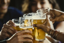 Revelan cómo el consumo excesivo de alcohol daña el cerebro