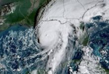 Huracán Isaías alcanza categoría 3 y amenaza Florida y Alabama