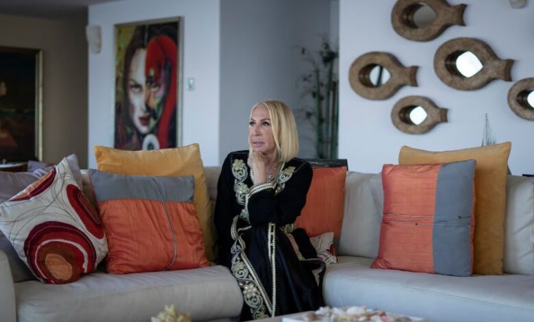 Laura Bozzo permanece en cuidados intensivos tras sufrir peritonitis e infección intestinal en México